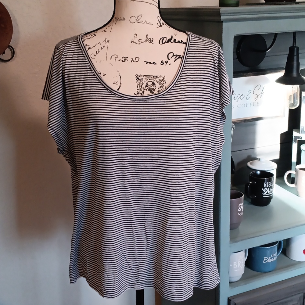 American Eagle top sz XL